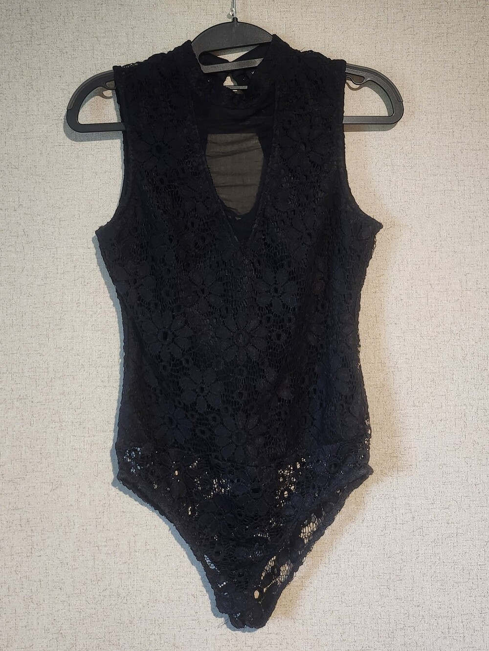Haute Monde Black Sleeveless Lace Bodysuit